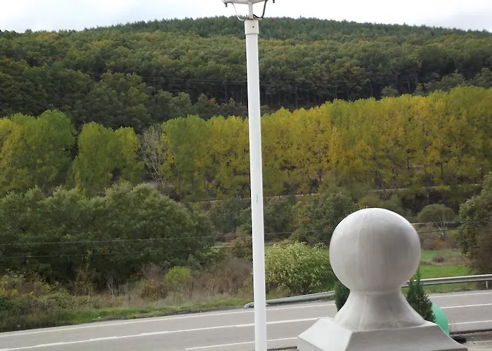 Montana Palentina Ξενοδοχείο 2*